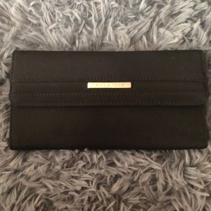 NEW Liz Claiborne wallet